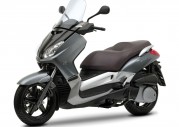 Yamaha X-Max 250